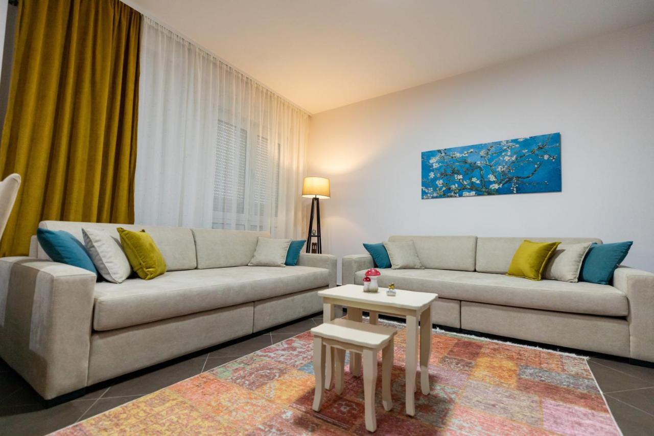 Tirana Contact Apartment ภายนอก รูปภาพ