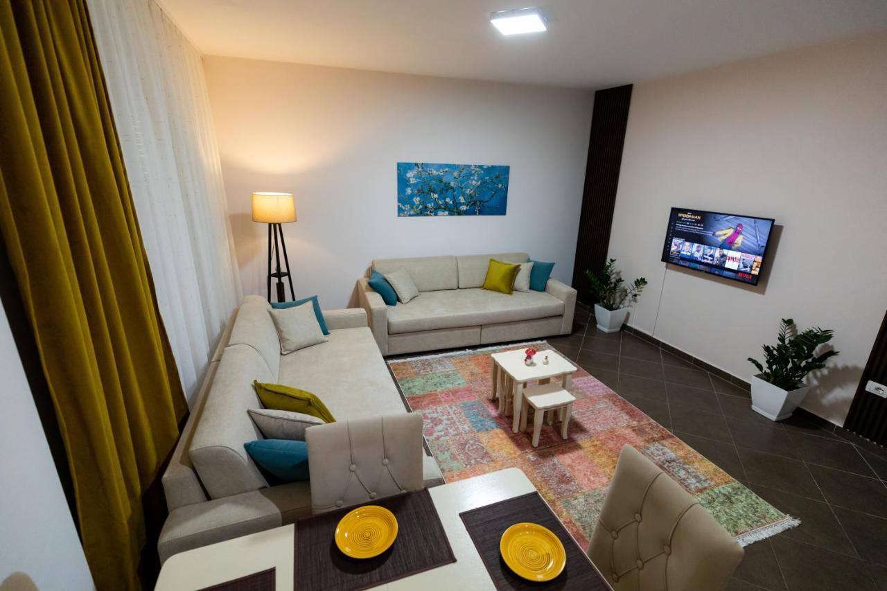 Tirana Contact Apartment ภายนอก รูปภาพ