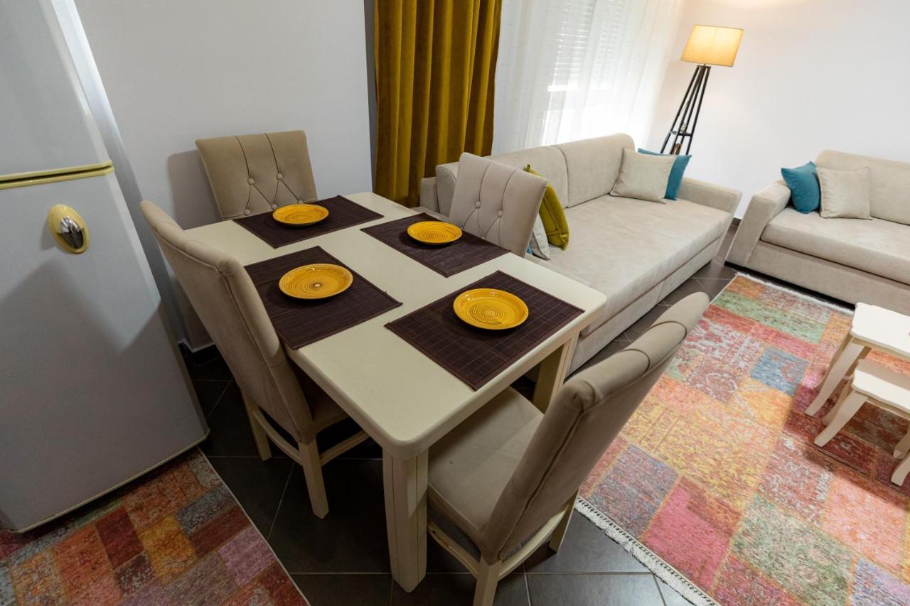 Tirana Contact Apartment ภายนอก รูปภาพ